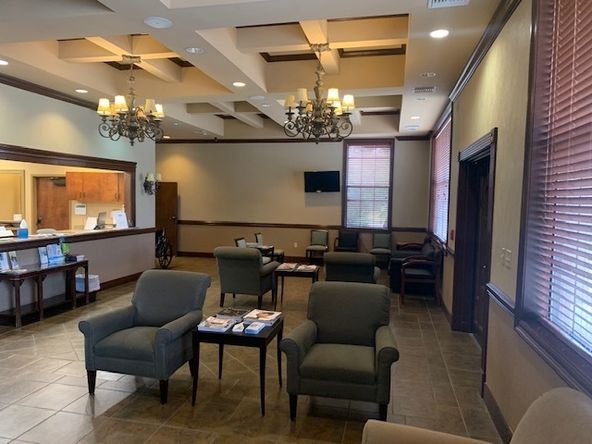 Medical Office For Sale/Lease : 15 Orleans Dr, Hattiesburg, MS 39402
